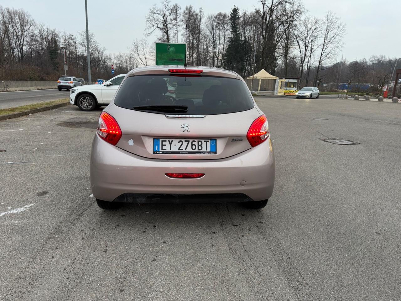 Peugeot 208 PureTech 82 5 porte Allure