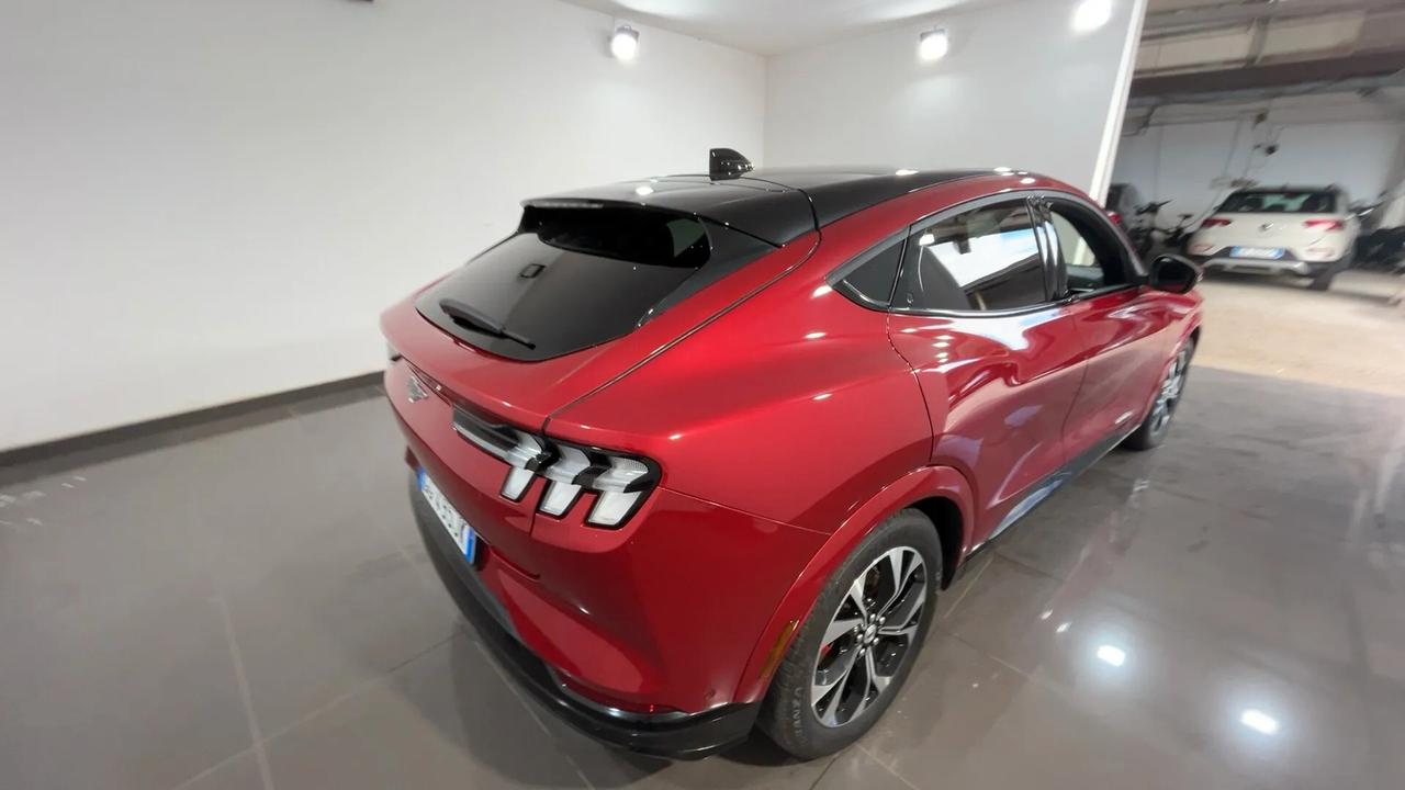Ford Mustang Extended Range AWD CVT