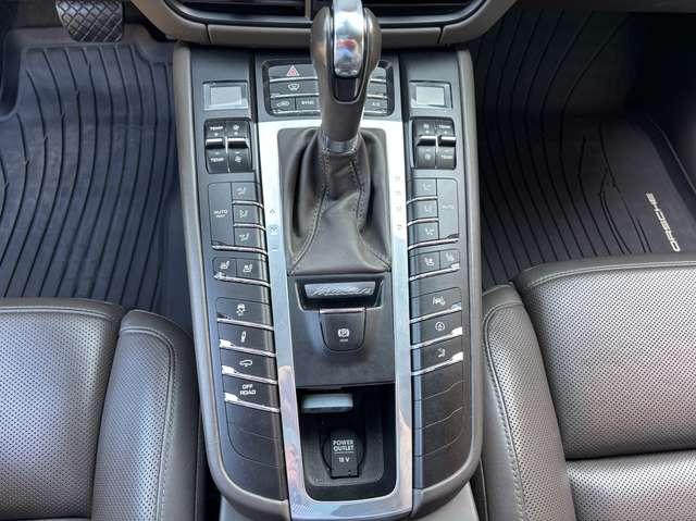Porsche Macan Macan 2.0 245cv pdk TETTO-21-PNEUMATICA
