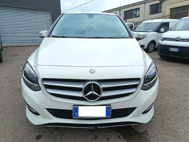 MERCEDES-BENZ B 200 d Automatic Sport