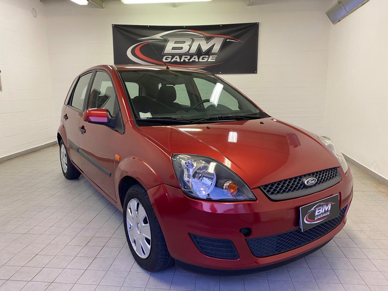 Ford Fiesta 1.4 16V 5p. Ghia