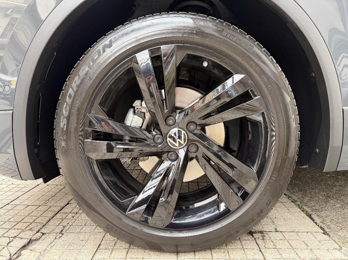 Volkswagen Tiguan R-Line 2.0 TDI 150CV