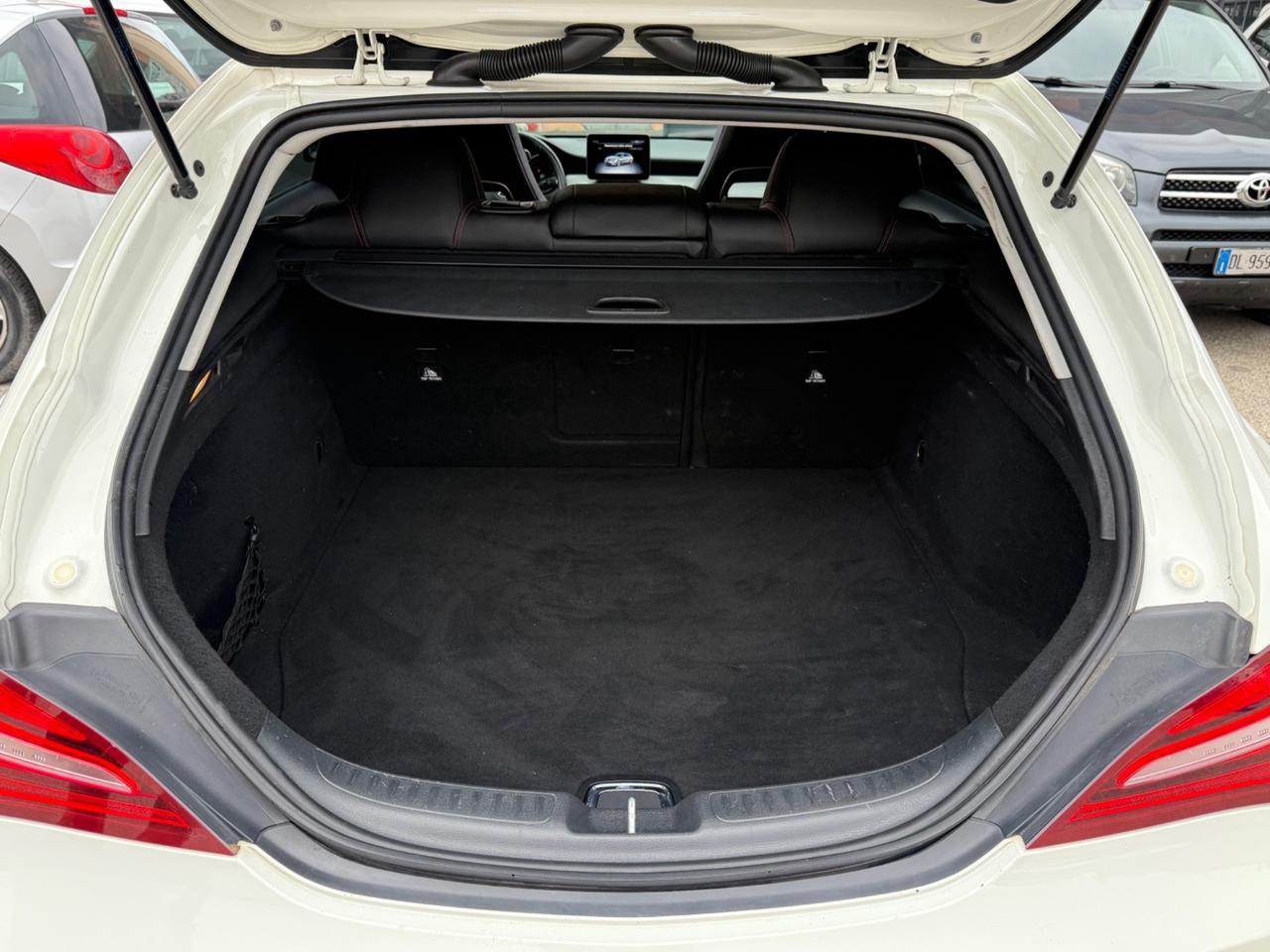 Mercedes CLA 200d 140CV AMG Panoramico AUTOM.EU6