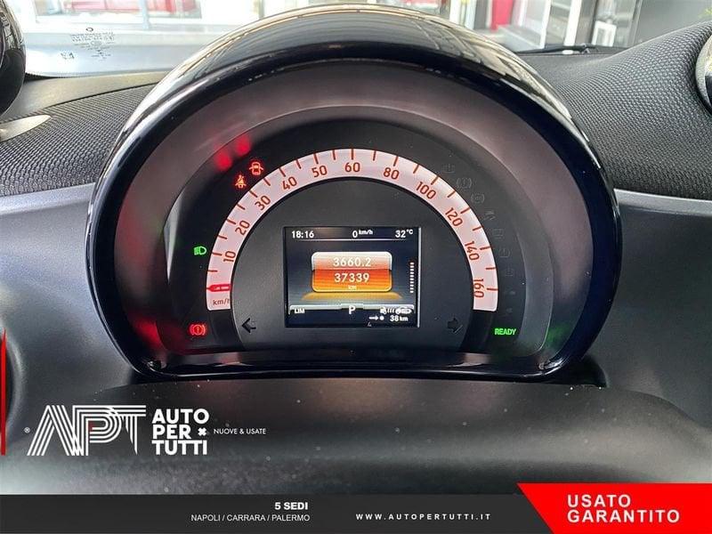 smart fortwo Fortwo eq Berlin Black Passion