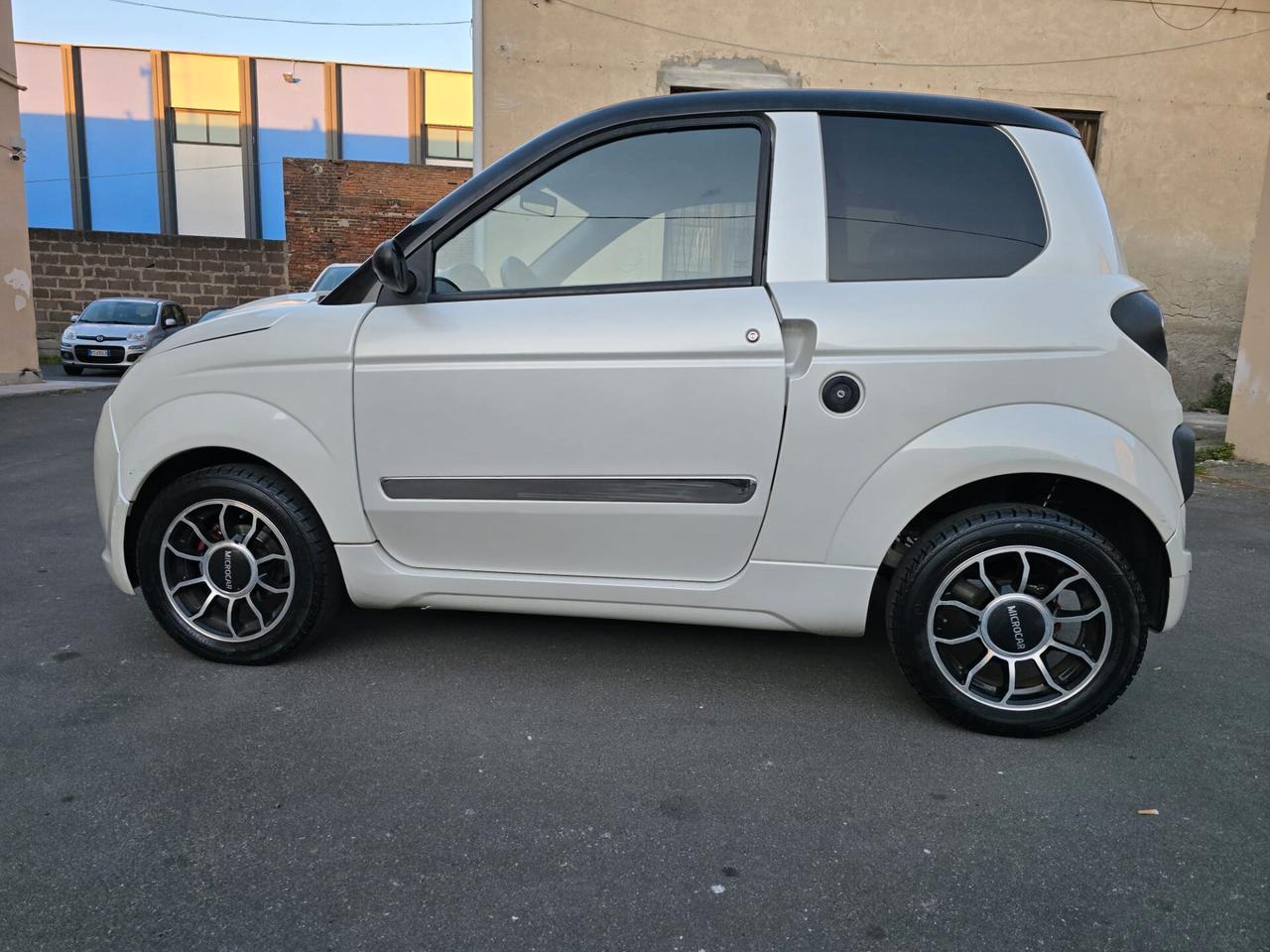 Microcar M.Go MGO 4 Dynamic + Plus