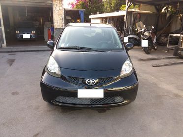 Toyota Aygo 1.0 12V VVT-i 5 porte 08