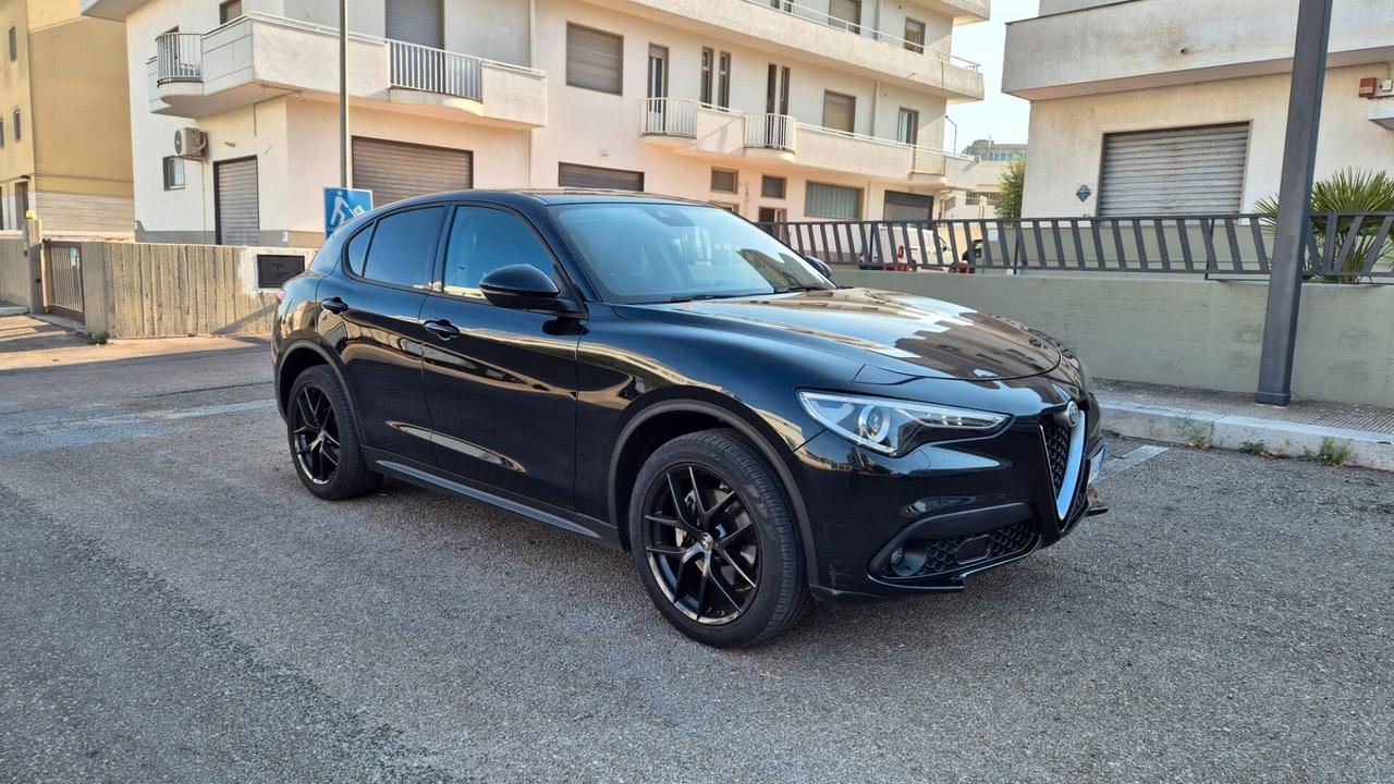Alfa Romeo Stelvio 2.2 Turbodiesel 210 CV AT8 Q4 Super