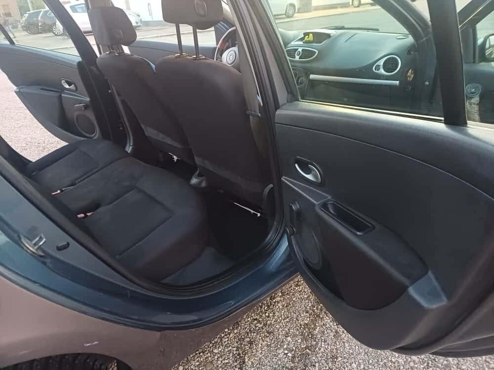 Renault Clio 1.2 16V 5 porte Le Iene