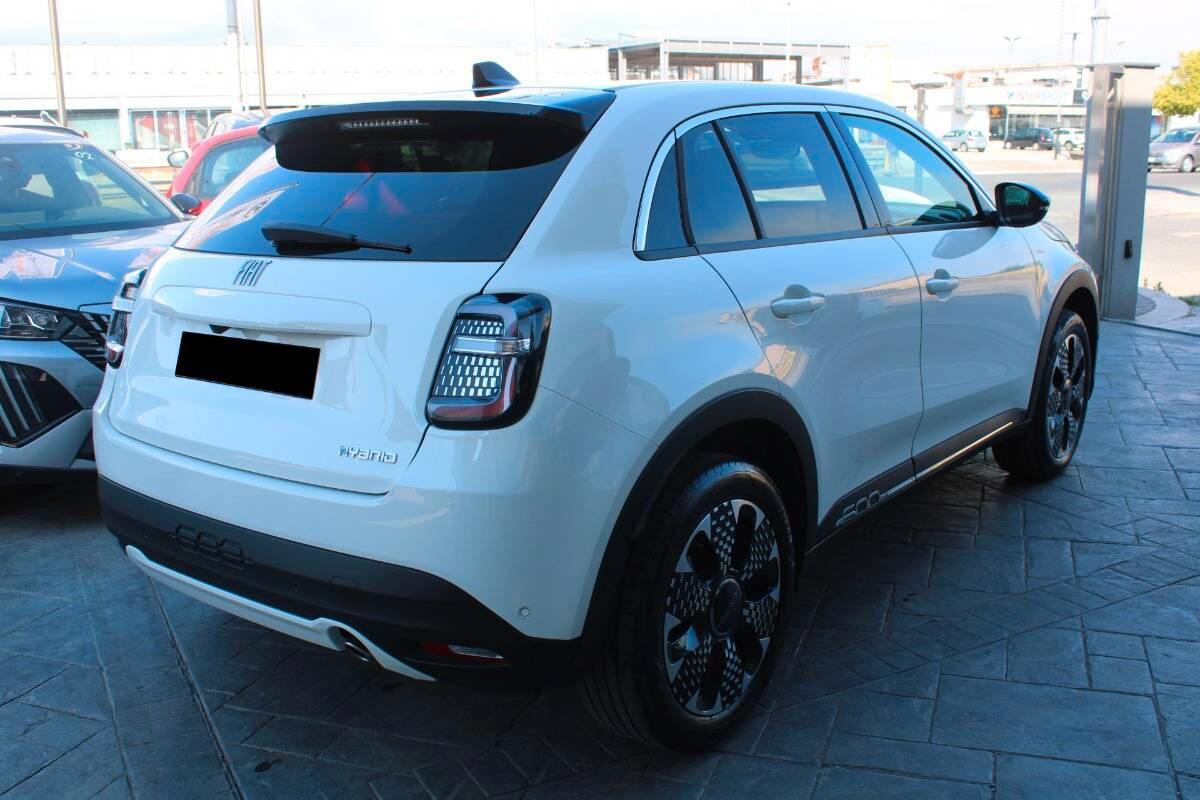 Fiat 600 1.2 hybrid La Prima 110cv AUTOMATICA