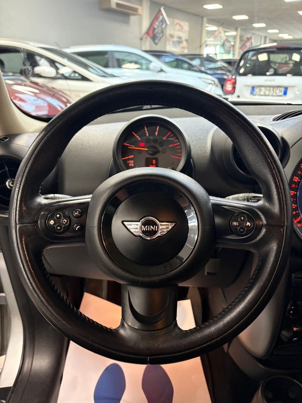 Mini Cooper D Countryman 2.0 Automatica 111CV