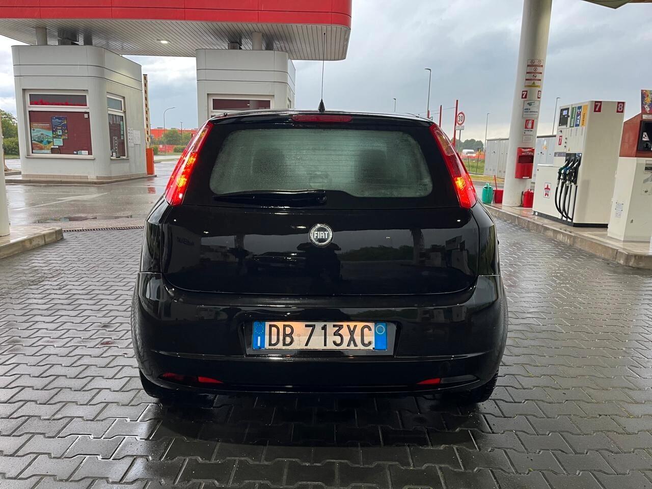 Fiat Grande Punto 1.2 5 porte Dynamic neopatentai