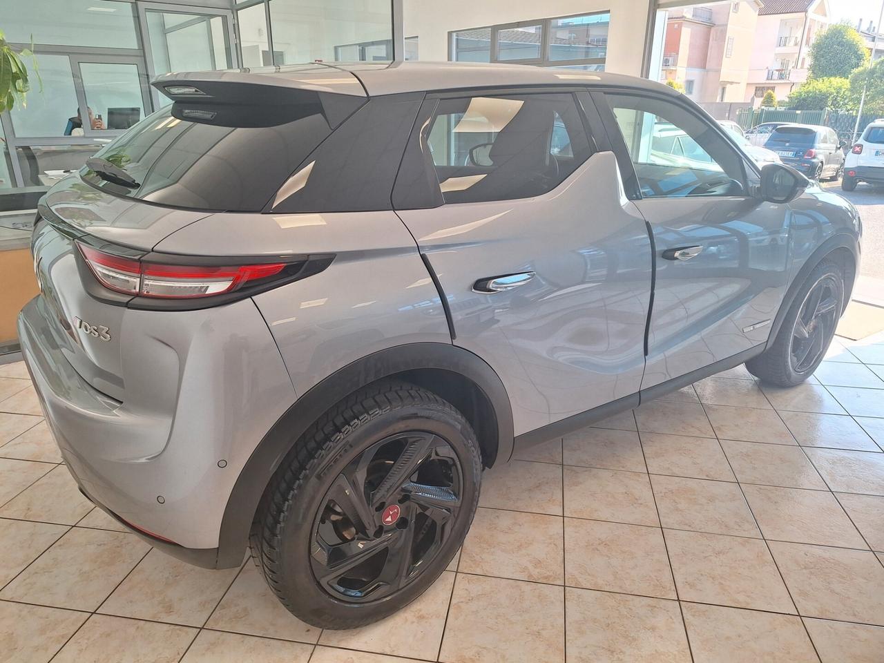 Ds DS3 3 Crossback BlueHDi 130 aut. Performance Line