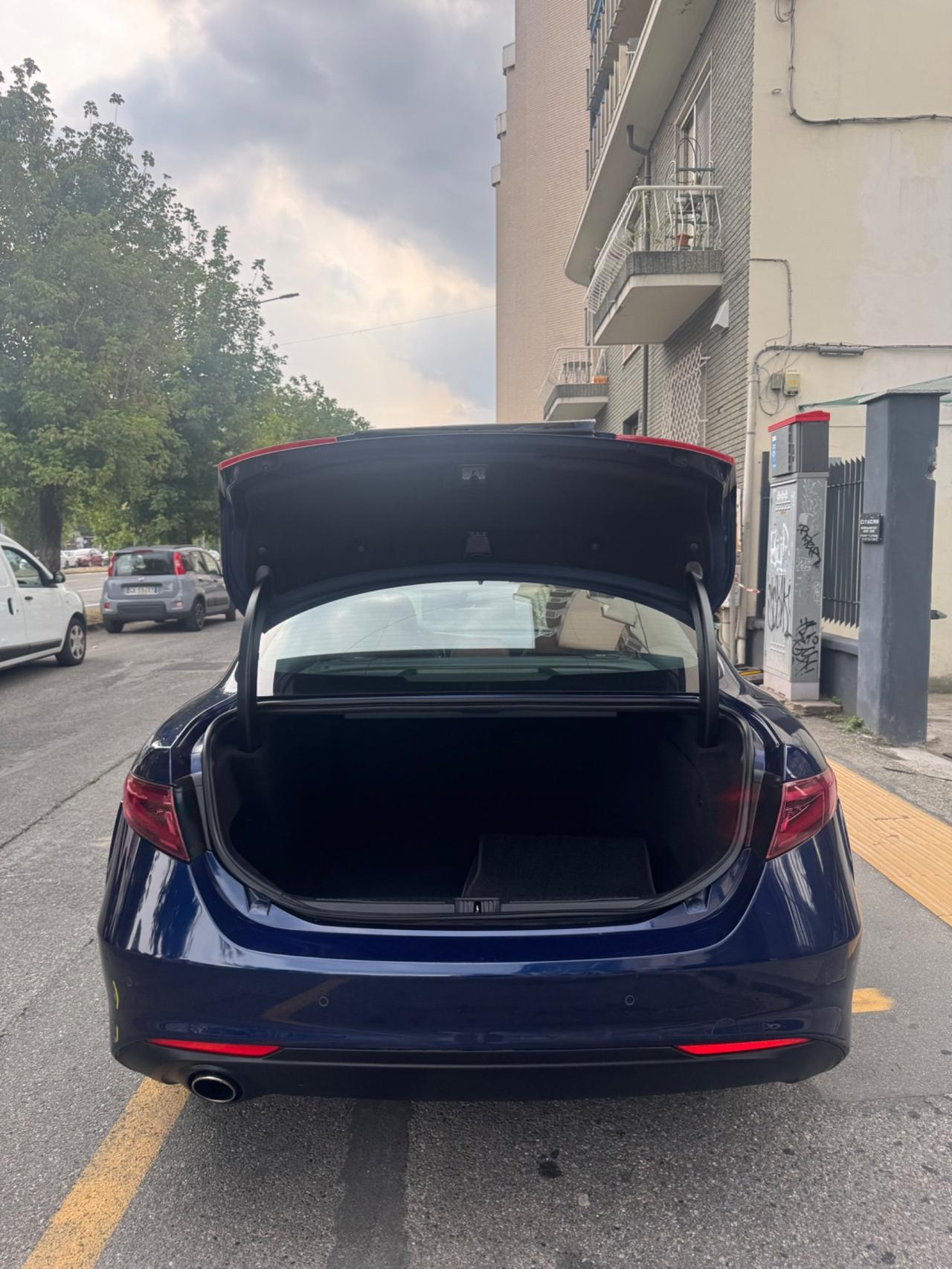 Alfa Romeo Giulia 2.2 150 CV Super Unicoproprietario