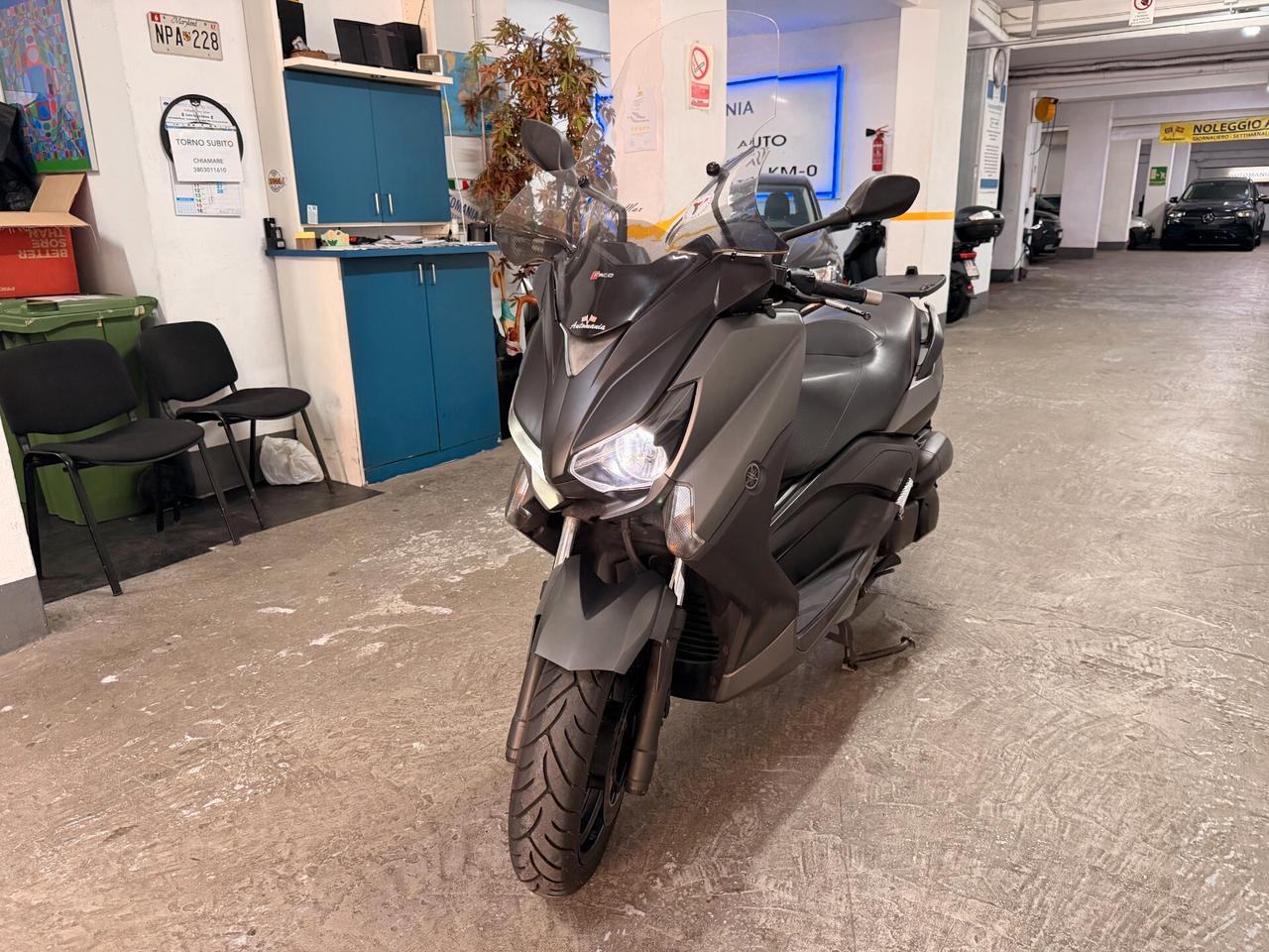 Yamaha X-Max 250