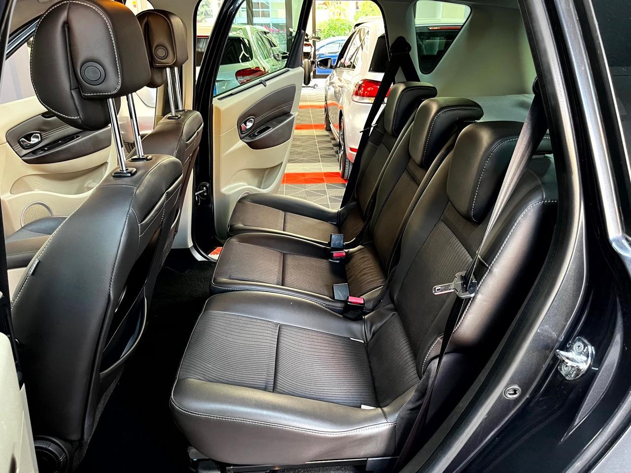 Renault Scenic 1.9 dCi Dynamique - FABIANOAUTO