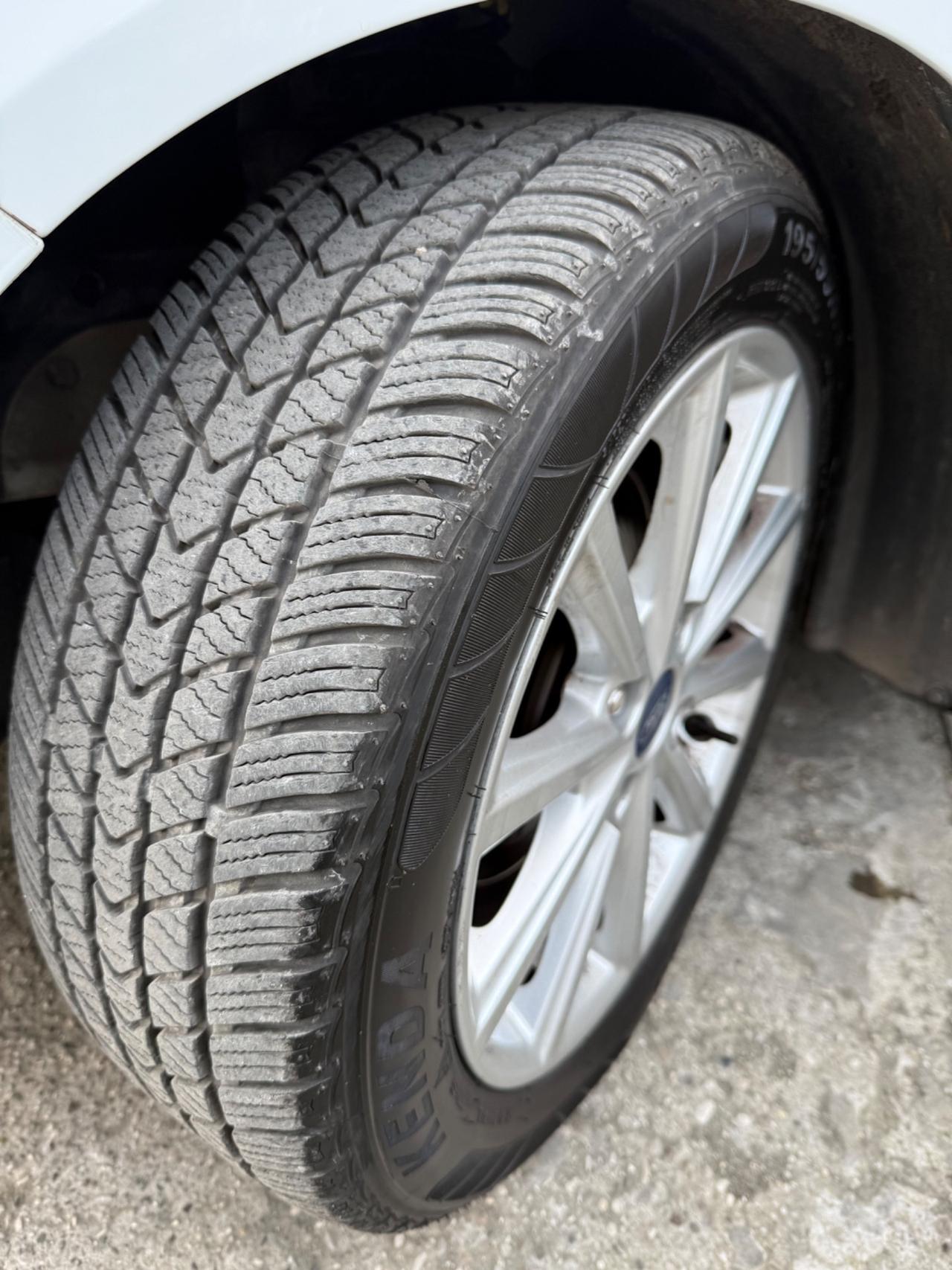 Ford B-Max 1.4 GPL DI SERIE NEOPATENTATI FULL OPT