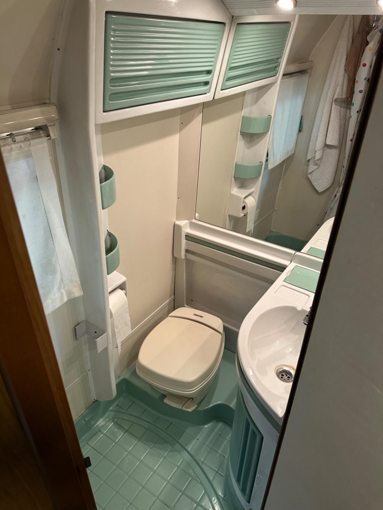 Laika ecovip 400 motorhome gemellato pari al nuovo