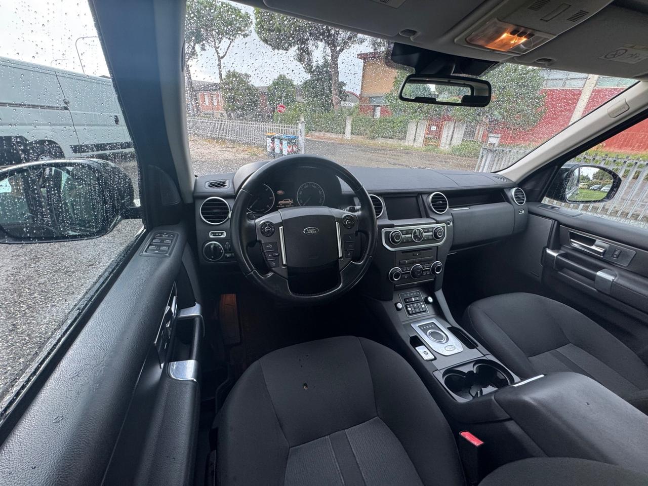 Land Rover Discovery 2.0 TD4 180 CV HSE