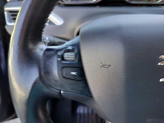Peugeot 208 BlueHDi 75 5 porte Allure