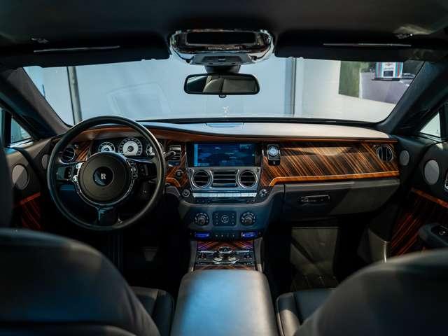 Rolls-Royce Wraith 6.6 V12" Inspired by Film+SERVICES R.R.