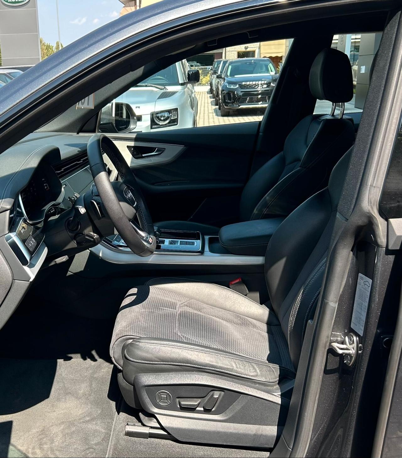Audi Q8 45 TDI quattro tiptronic