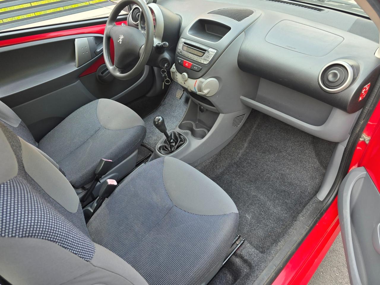 PEUGEOT 107 1.0i 68CV "OK PER NEOPATENTATI"