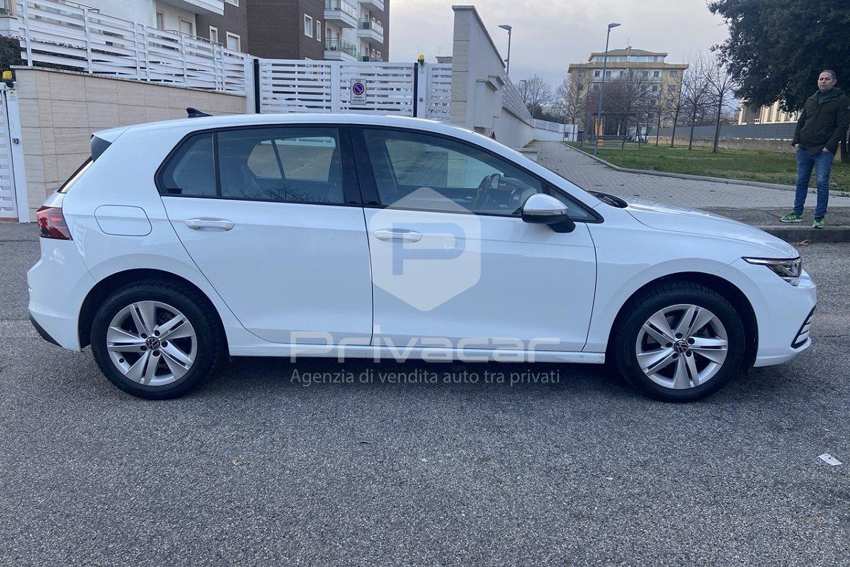 VOLKSWAGEN Golf 1.0 eTSI EVO DSG Life