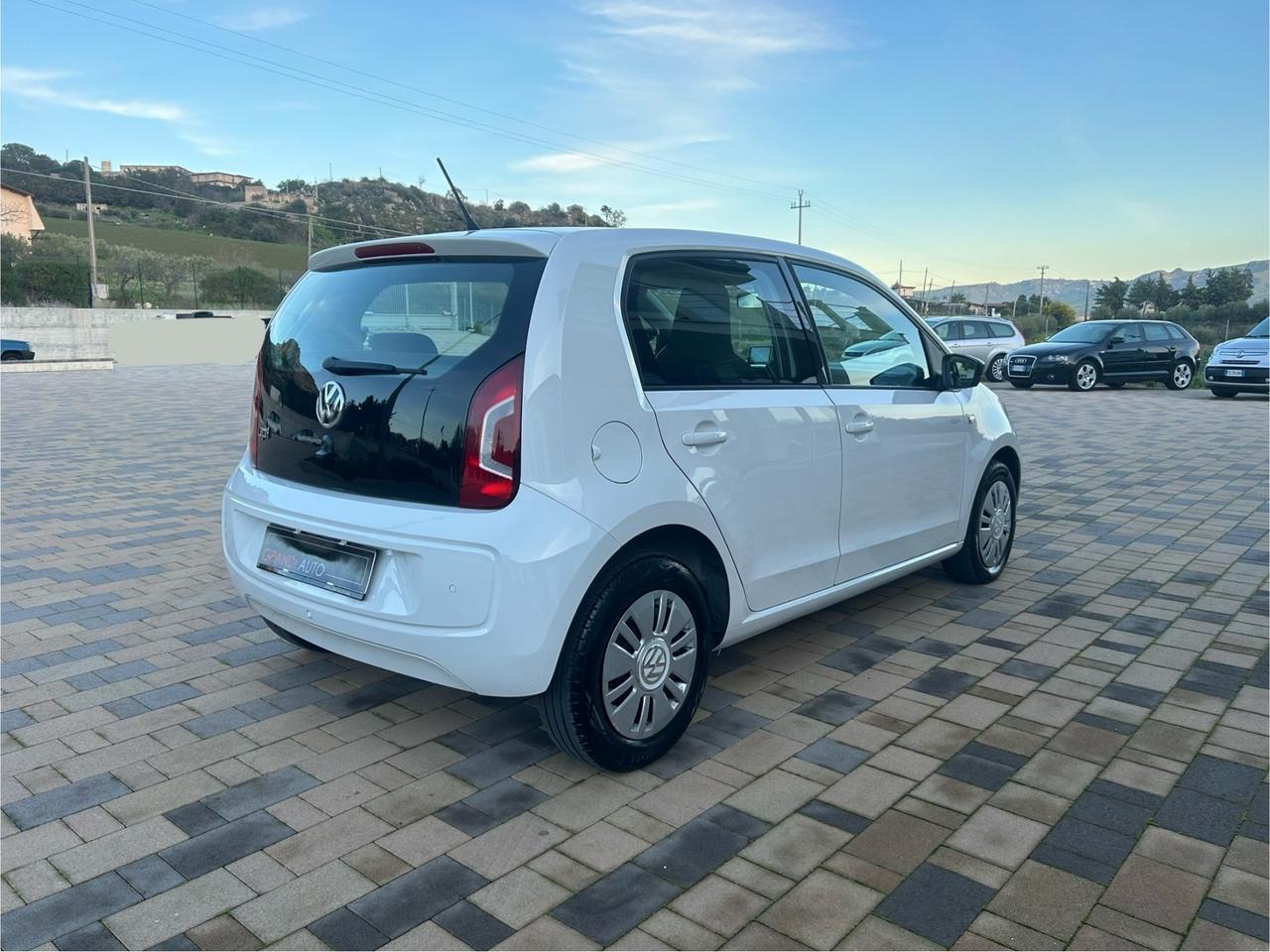 Volkswagen up! 1.0 75 CV 5p. high up!