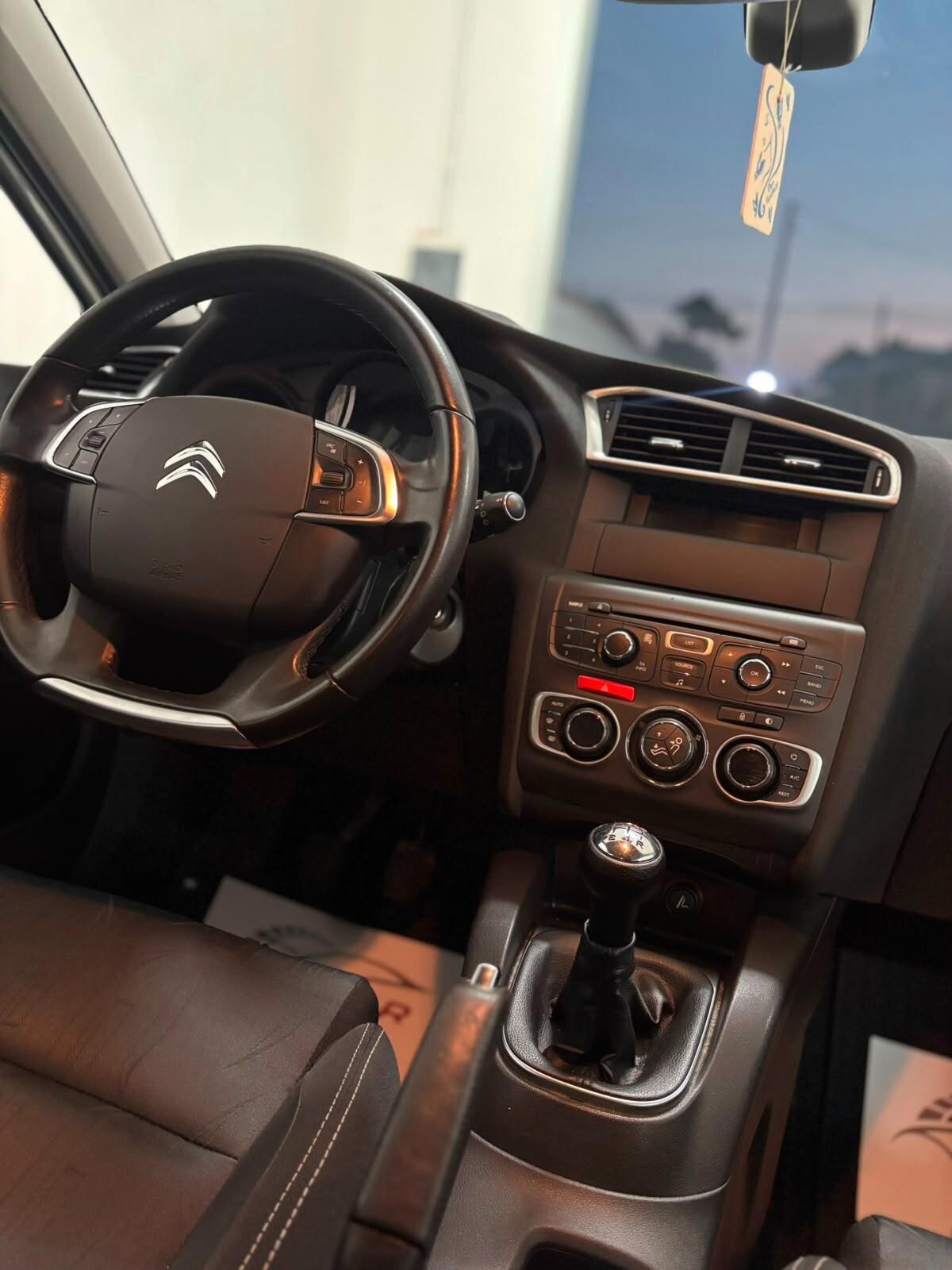 Citroen C4 1.6 VTi 120 Exclusive
