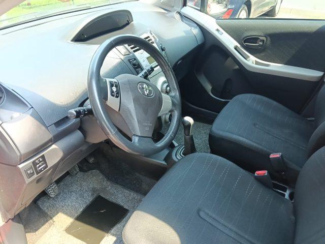 TOYOTA Yaris 1.3 5 porte Sol