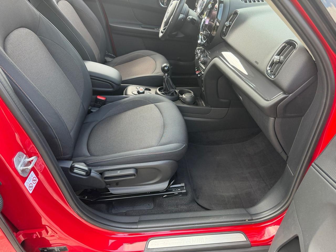 Mini Cooper Countryman 1.5 neopatentati