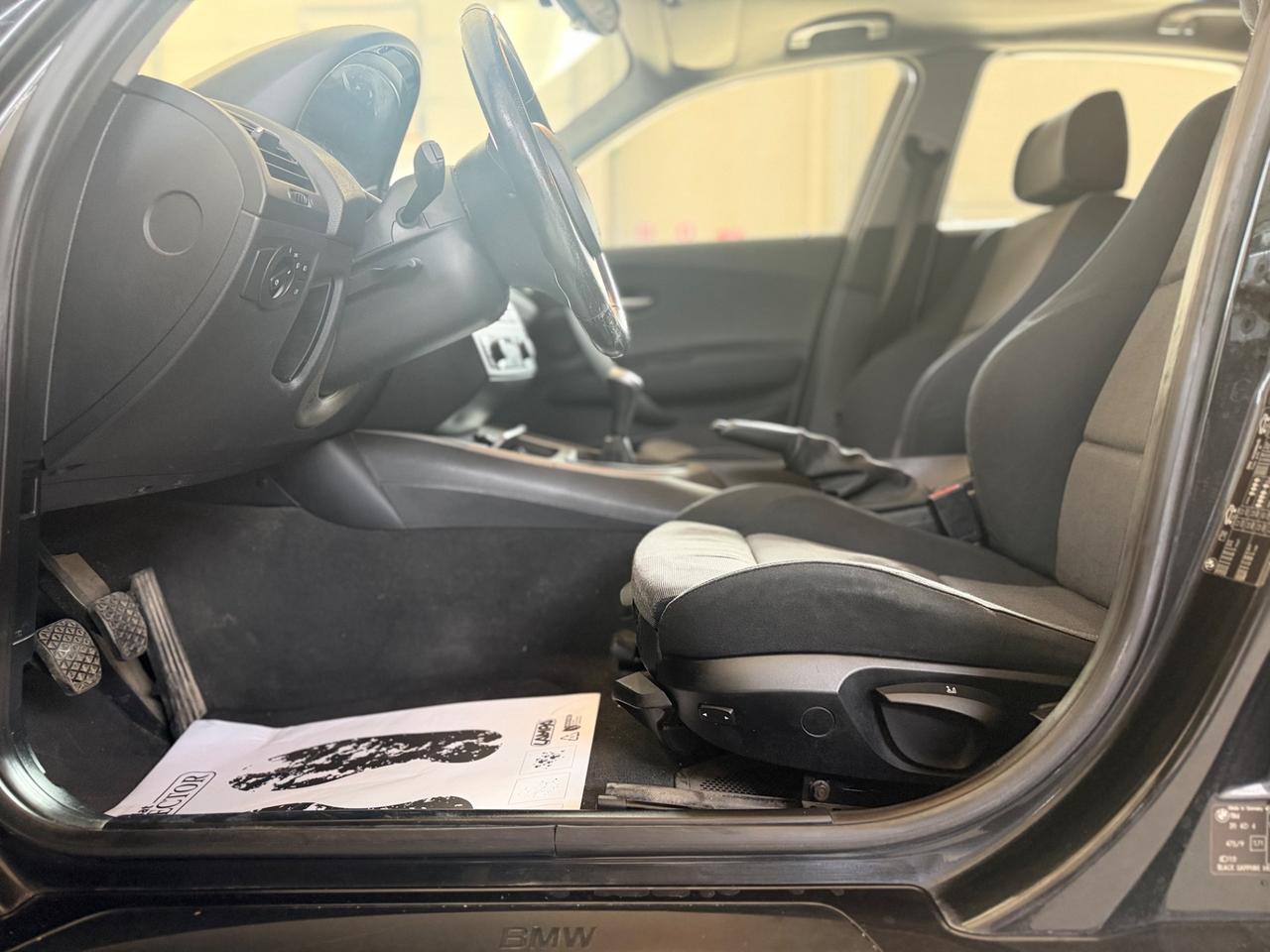 Bmw 118 118d cat 5 porte Attiva NEOPATENTATI