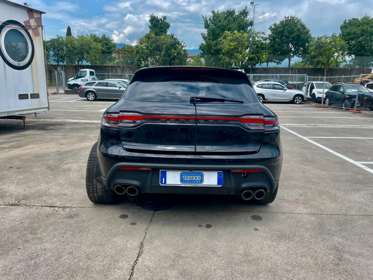Porsche Macan 2.0 *** VEICOLO SINISTRATO VA IN MOTO ***