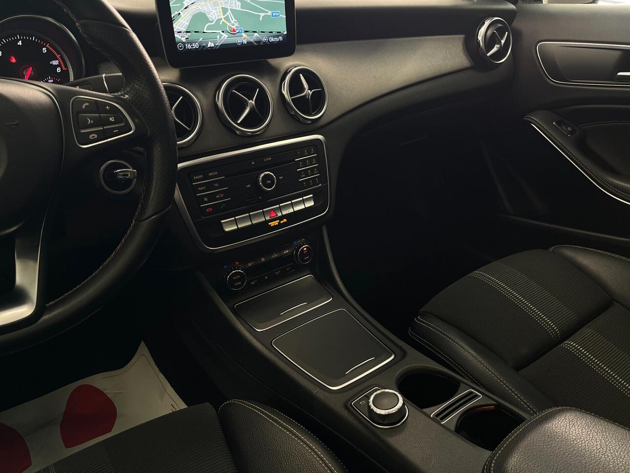 Mercedes-benz GLA 200d 136cv AMG Premium