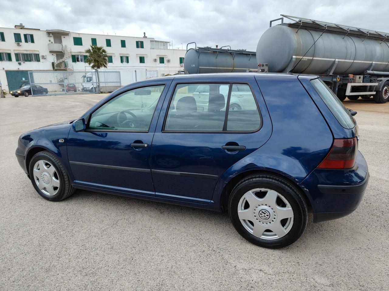 Vw Golf 1.9 TDI 90CV asi gancio traino