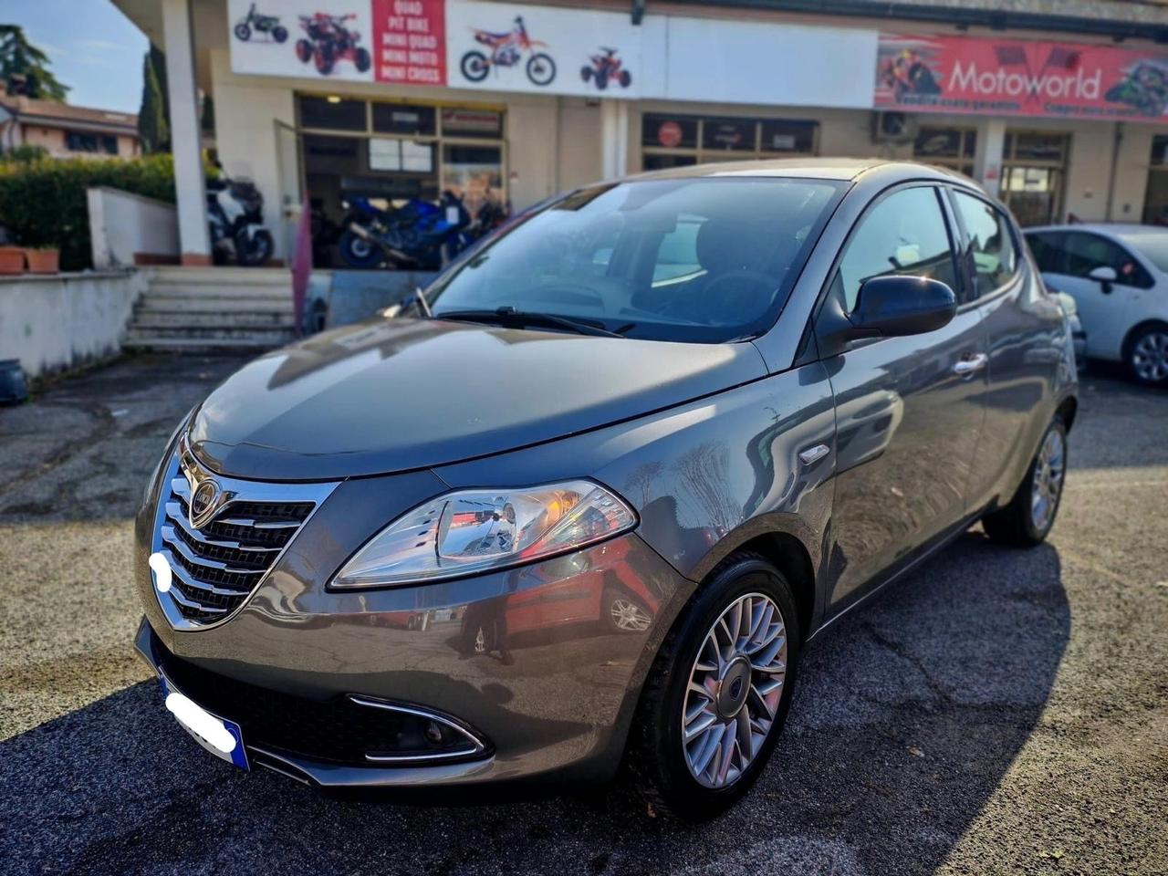 Lancia Ypsilon 1.3 MJT