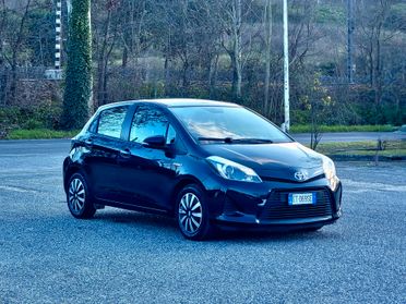 Toyota Yaris 1.5 Hybrid 5 porte Lounge Più 2013-E5B NEO AUTM