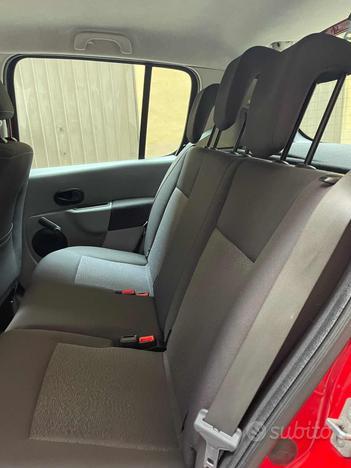 RENAULT Modus 1.2 16V Live