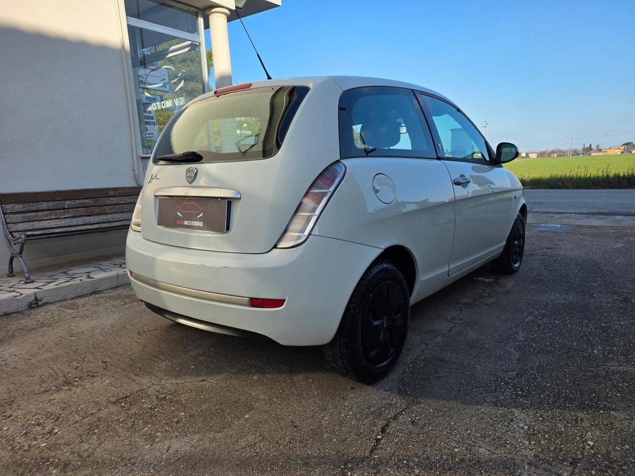Lancia Ypsilon 1.2 Benzina