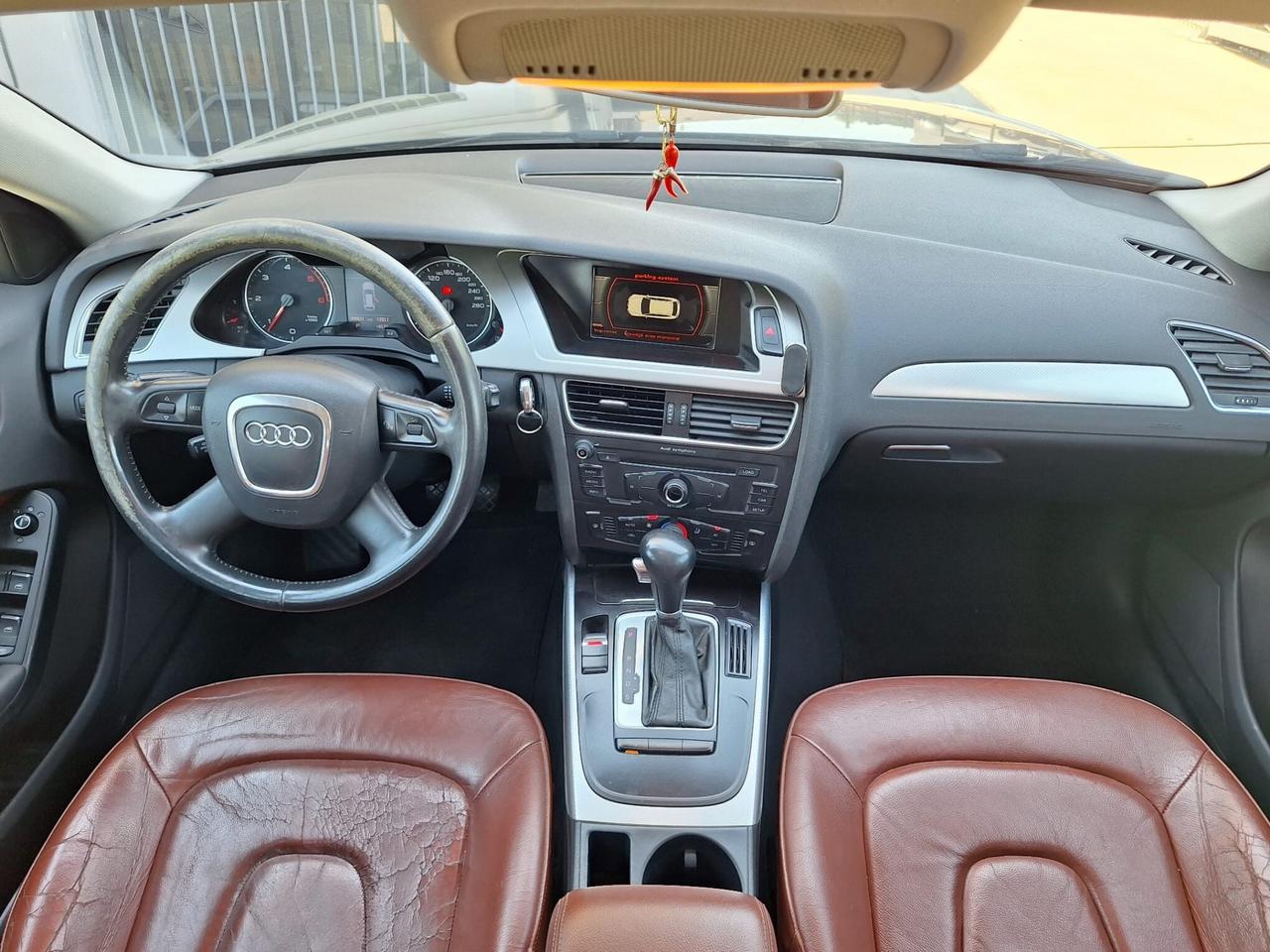 Audi A4 Avant 2.0 TDI Sport Paket 2008 Xeno Pelle
