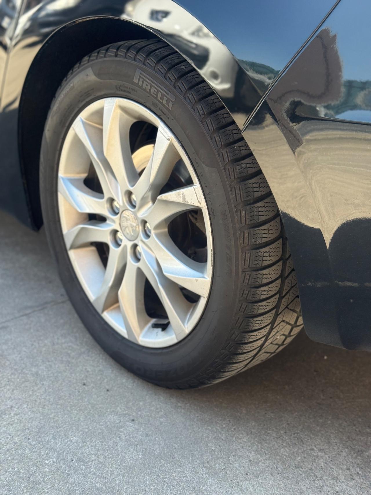 Peugeot 508 1.6 e-HDi 115 CV Stop&Start SW Business