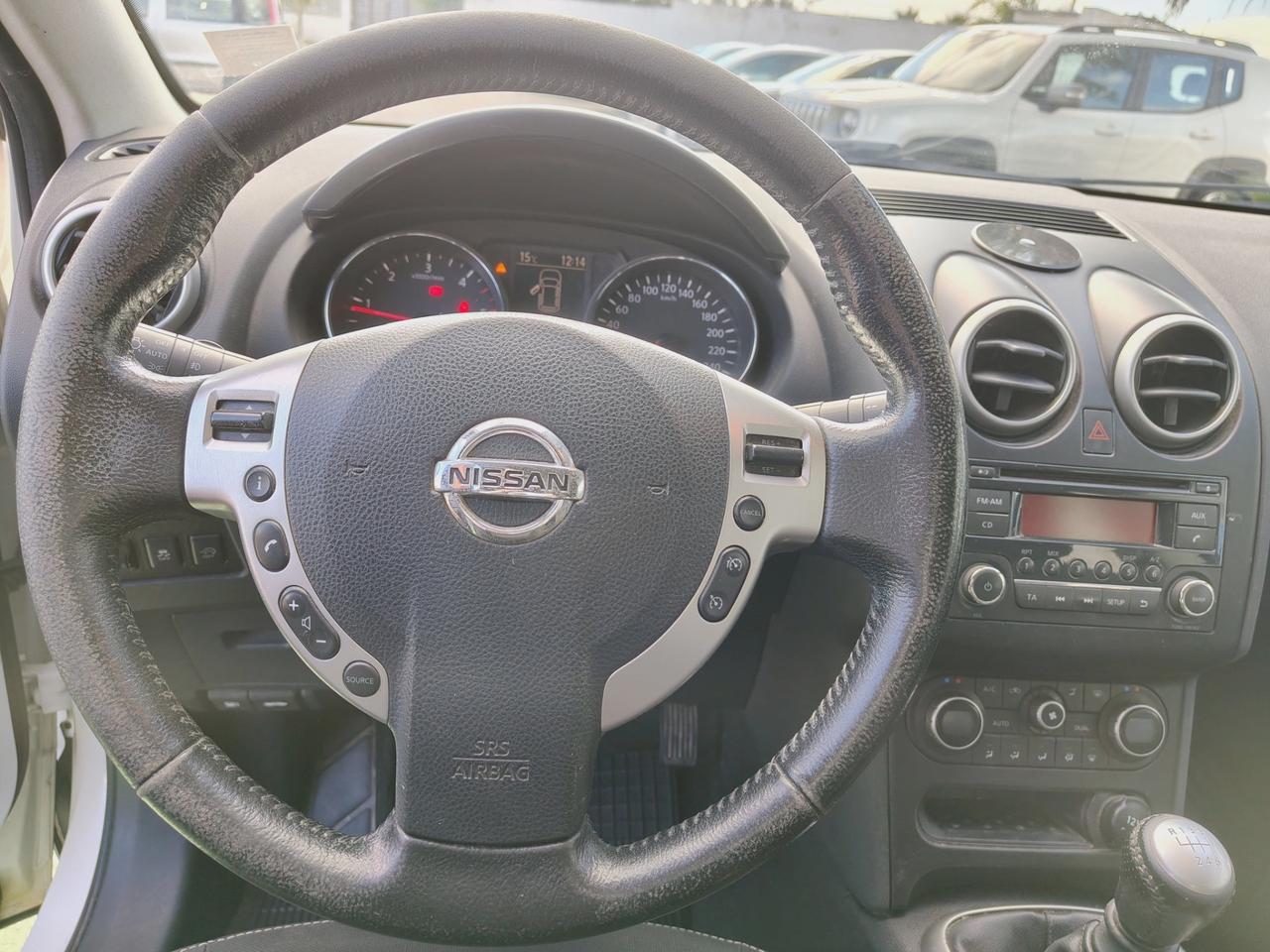 Nissan Qashqai 1.6 dCi DPF Tekna - 2012