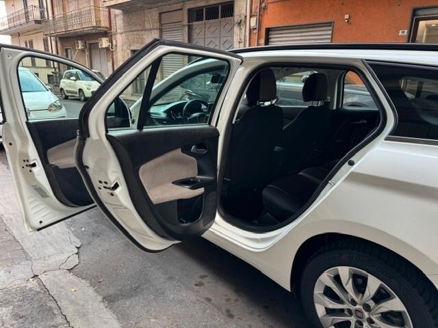 Fiat Tipo 1.6 Mjt S&S SW Lounge