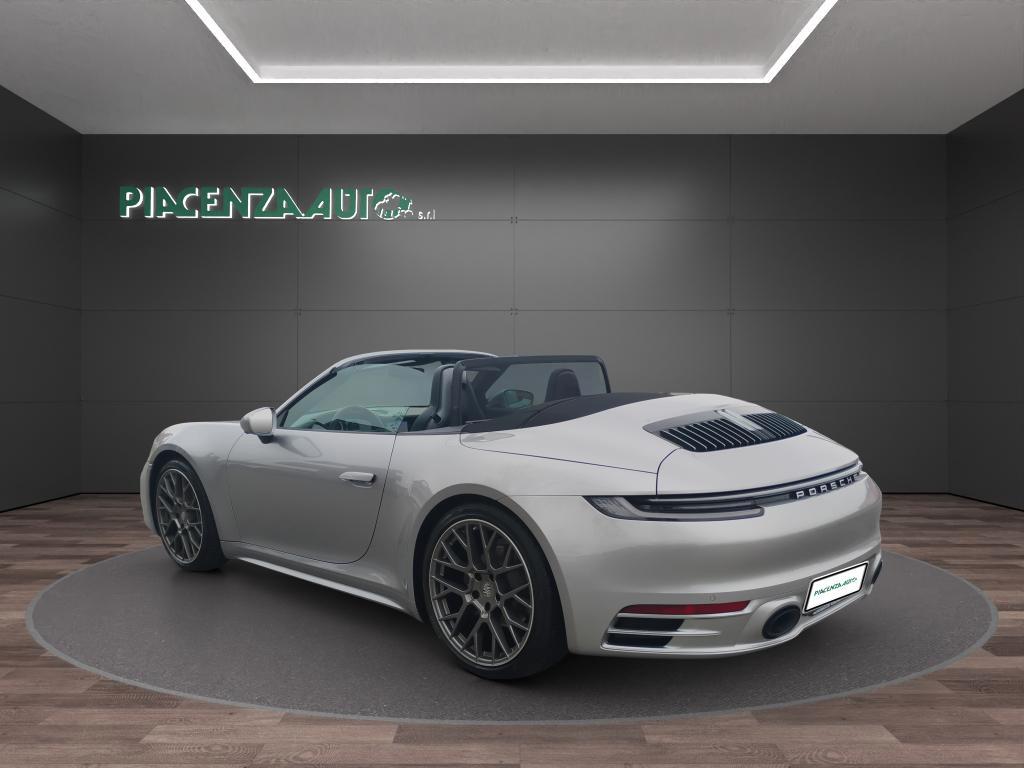 Porsche 911 Cabrio 3.0 Carrera auto