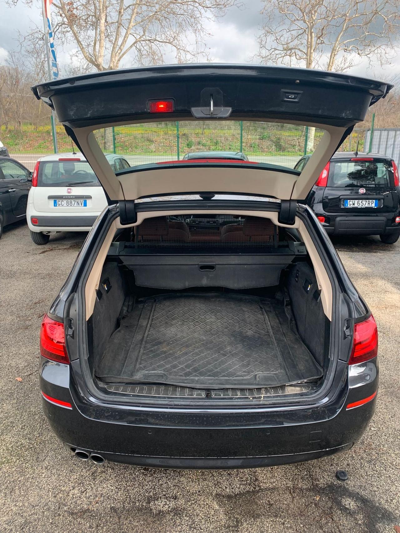 Bmw 520 520d xDrive Luxury