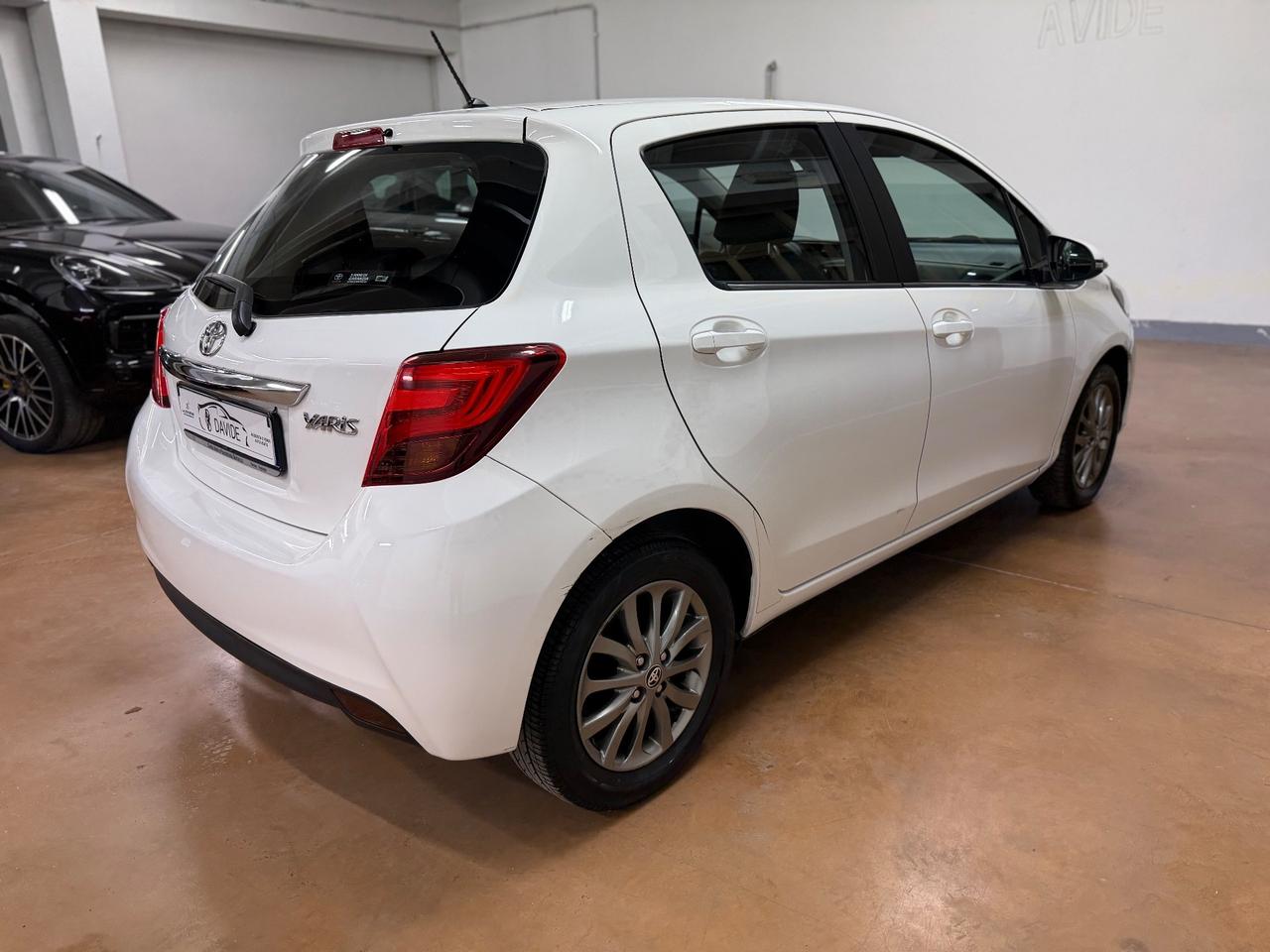 Toyota Yaris 1.0 5 porte vvt-i Active
