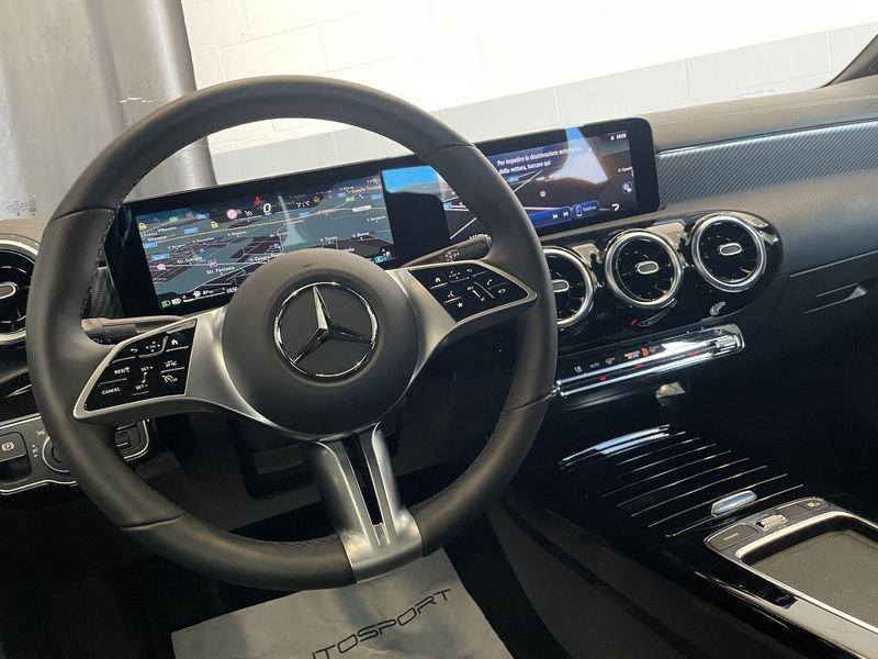Mercedes-Benz CLA Coupé CLA 180 Automatic Progressive Advanced