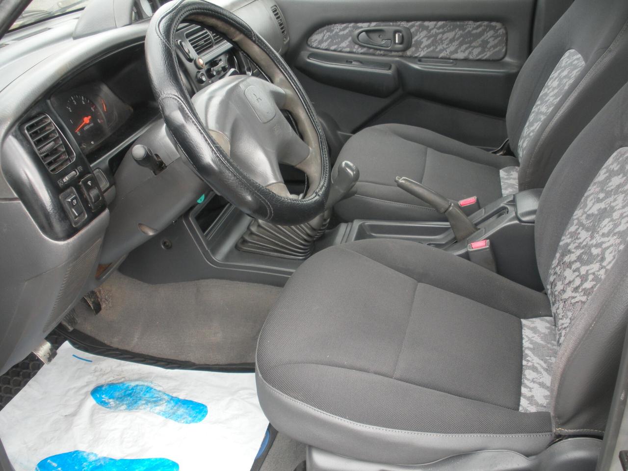 Mitsubishi L200 2.5 TDI 4WD Double Cab Pick-up GLS