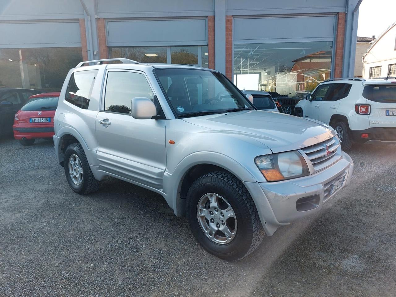 Mitsubishi Pajero 2.5 TDI 3p. GLX MANUALE 4X4