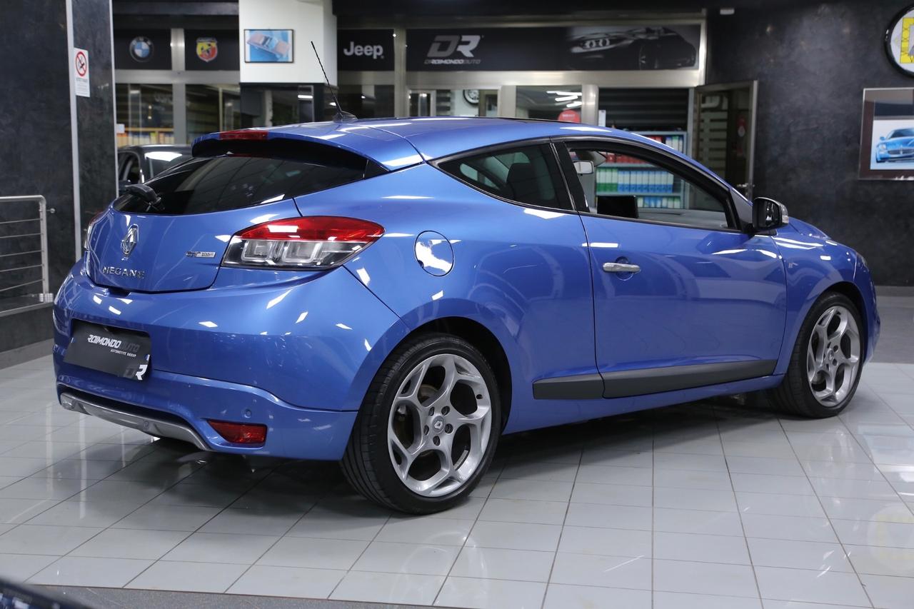 Renault Mégane Coupé 2.0 dCi 160 CV GT Line